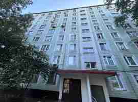 СЗАО, р-н Строгино, ул. Исаковского, д. 10, корп. 1, 1 этаж, квартира 37